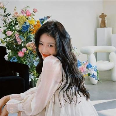 美女来了